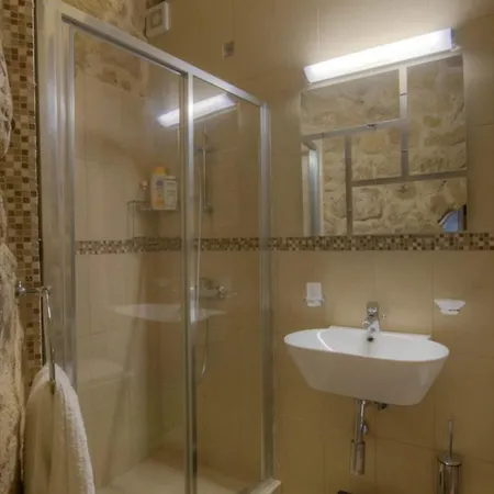 Renovated In An Elegant Way Homestay szállás Żabbar